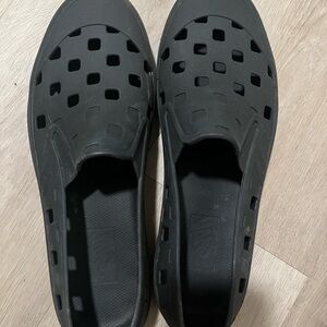 Vans Men's Black water shoes Slip-Ons